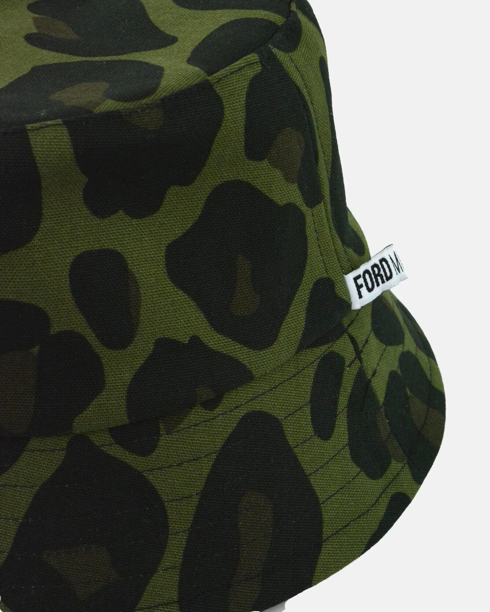 BILLY Unisex Bucket Hat (camo cheetah)