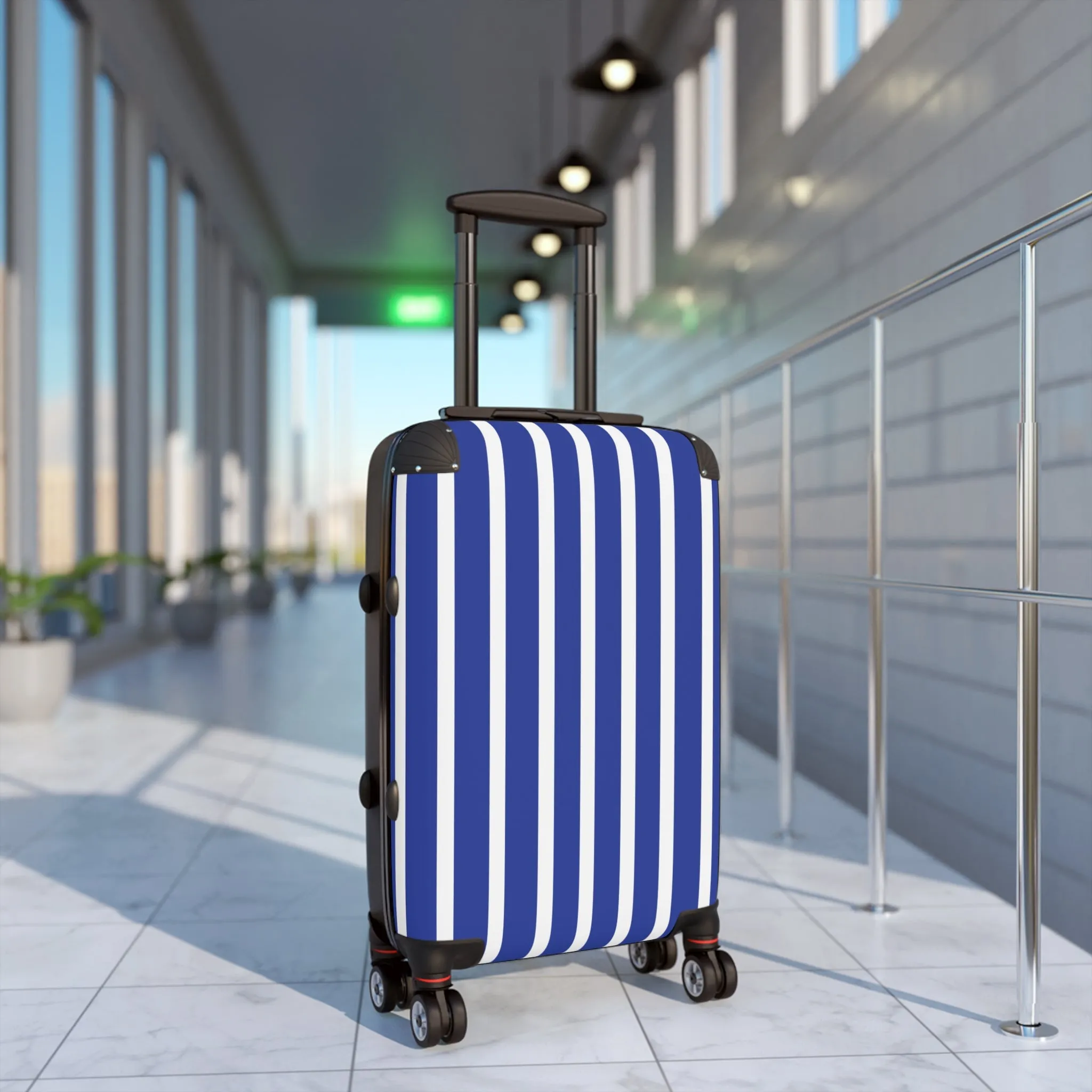 Bluette Traveler Suitcase