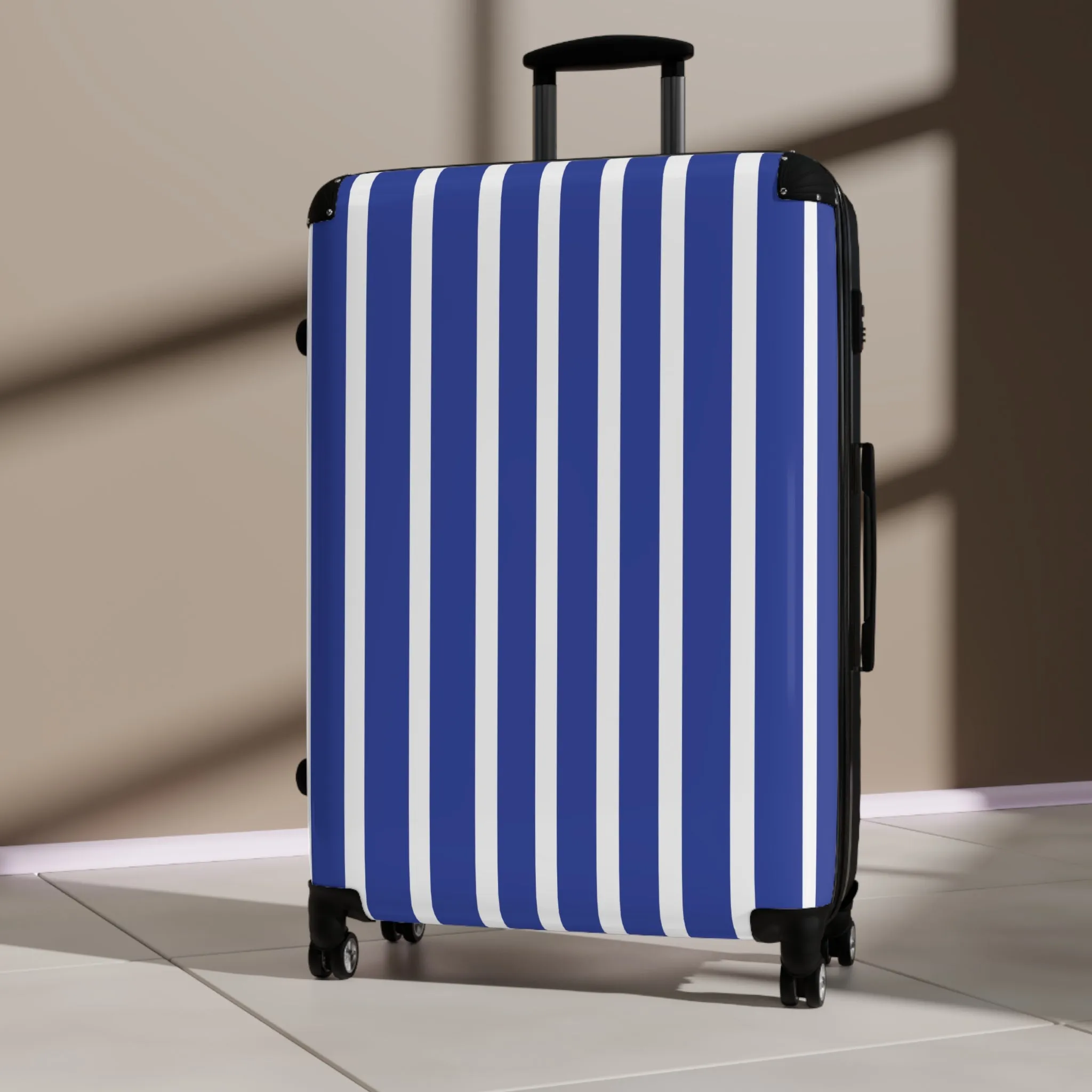 Bluette Traveler Suitcase