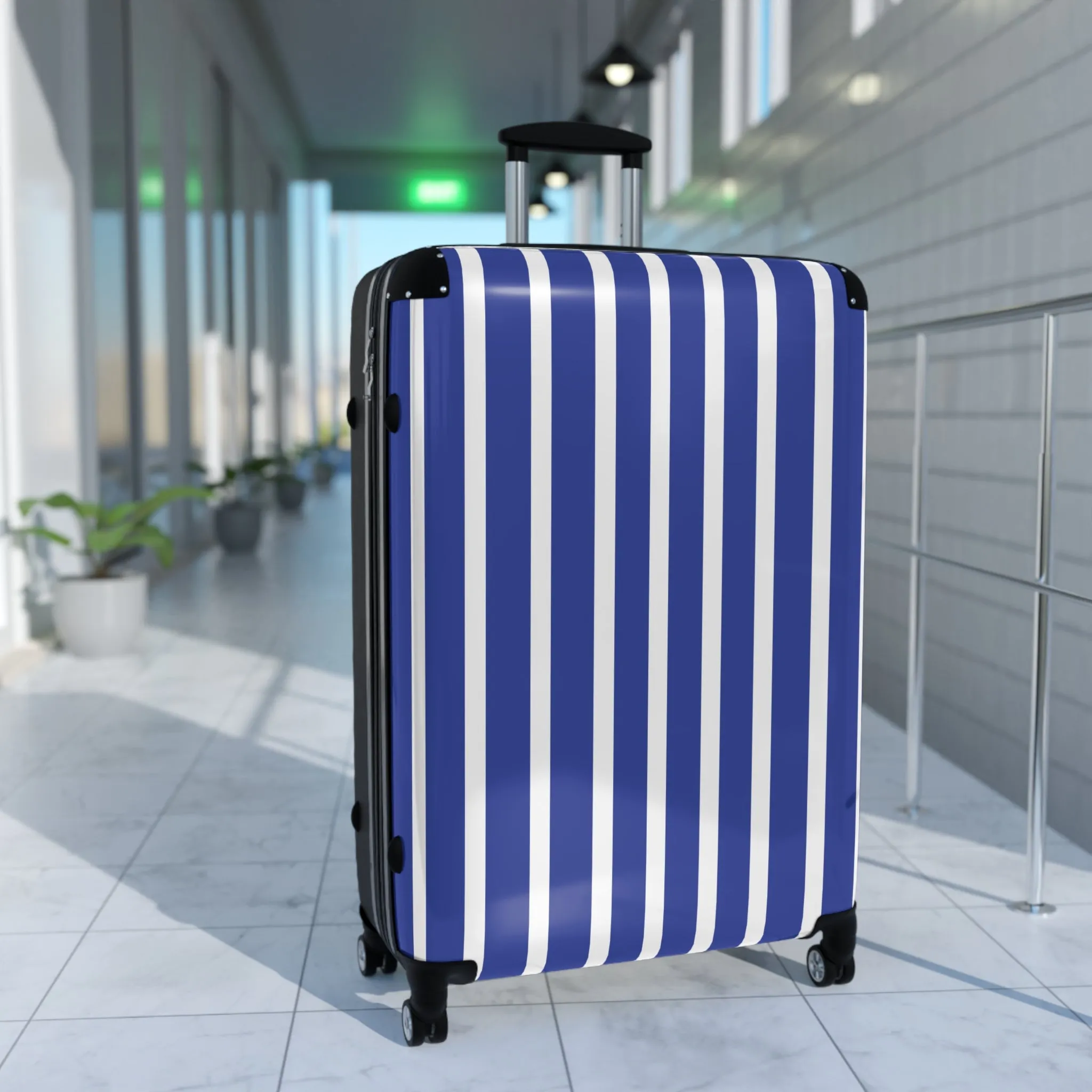 Bluette Traveler Suitcase