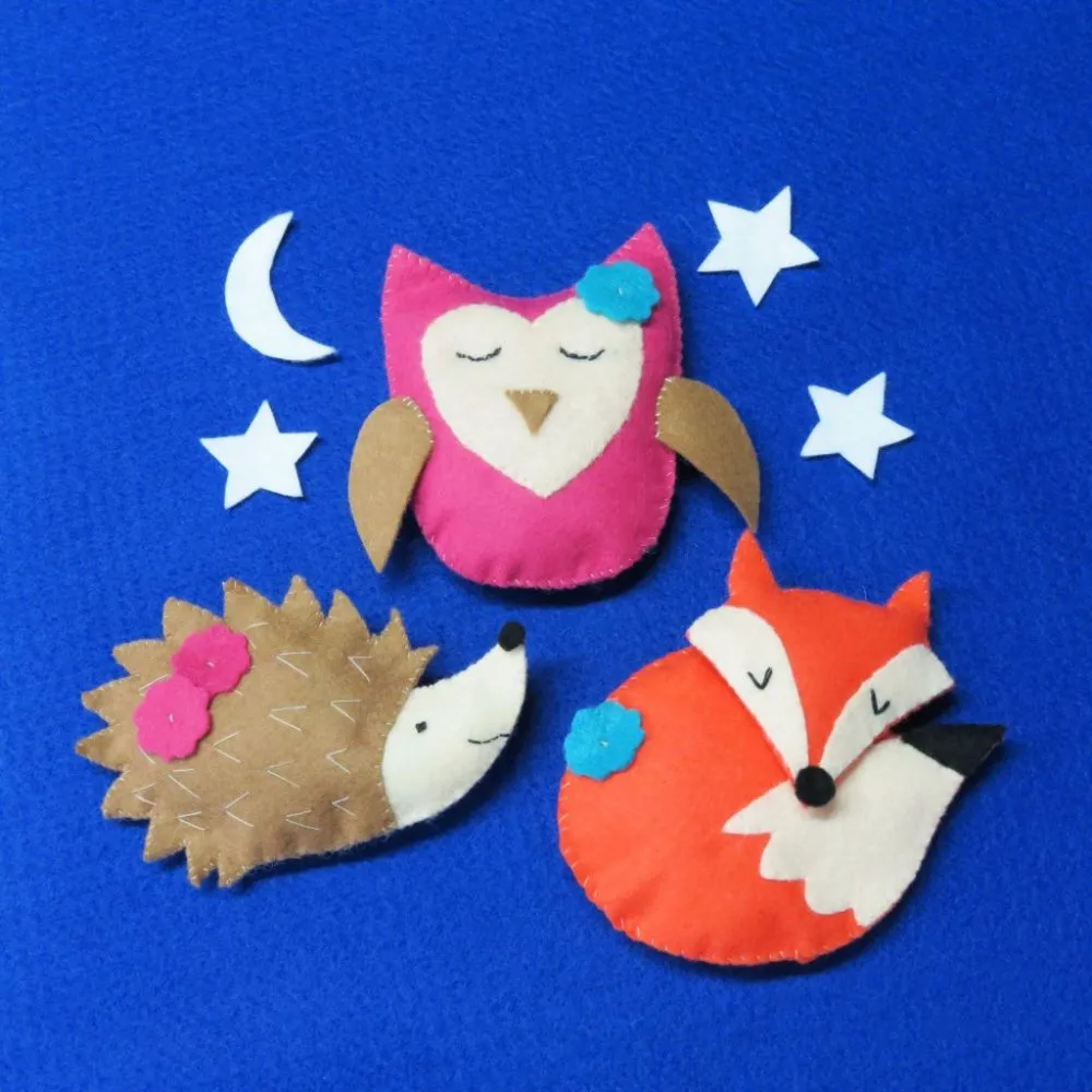 Buttonbag Sleepy Friends Key Ring Suitcase