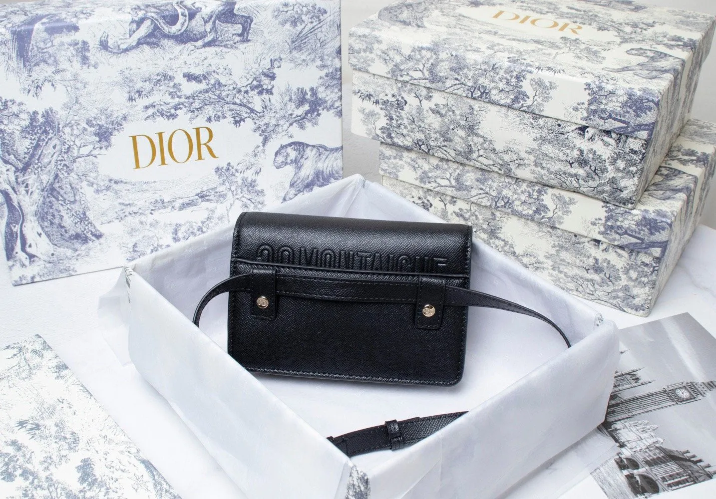 Designer Handbags DR 135