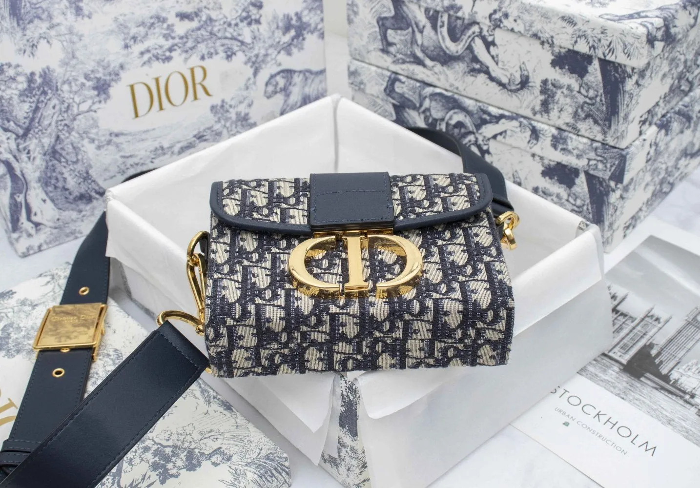 Designer Handbags DR 242