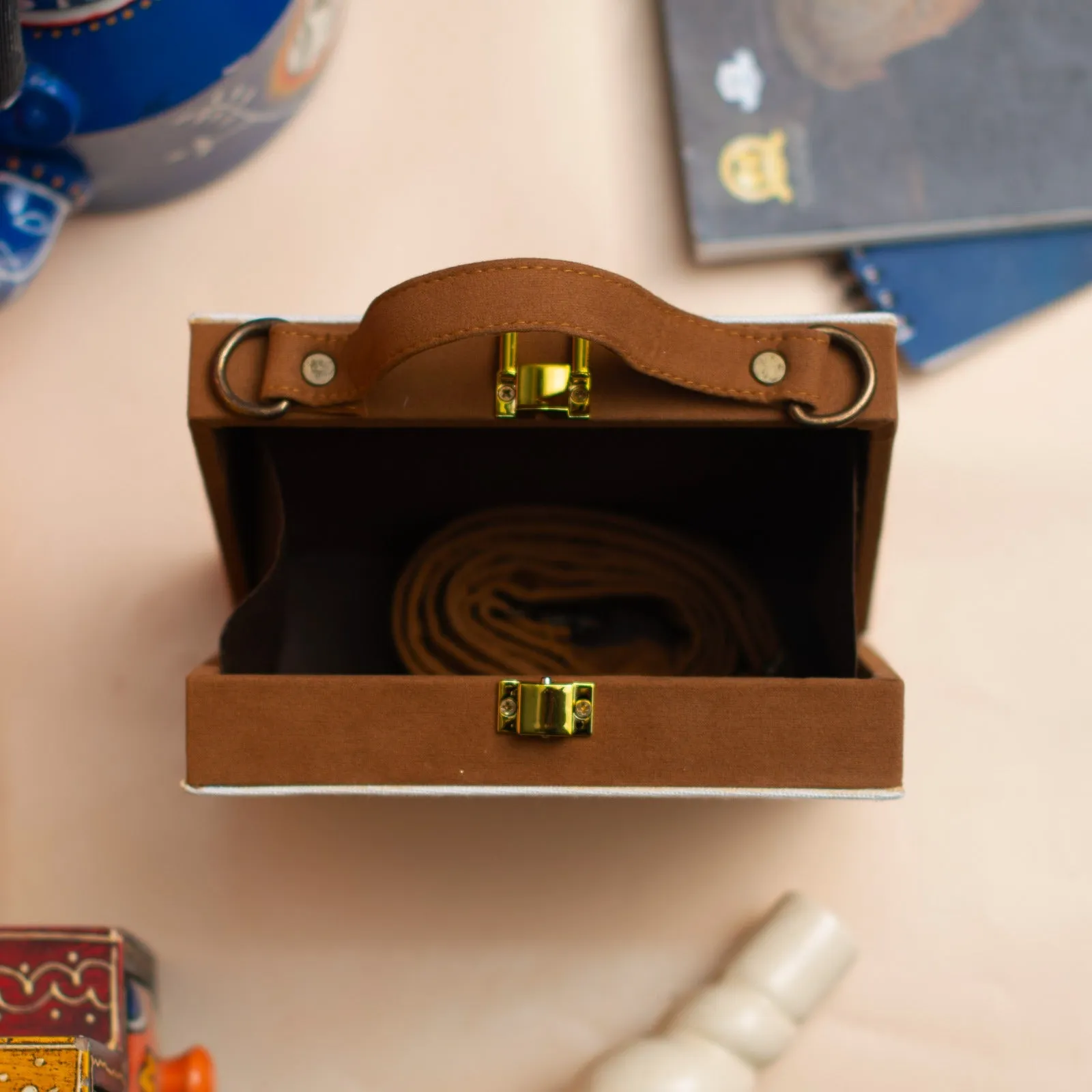 DIY Suitcase Style Clutch