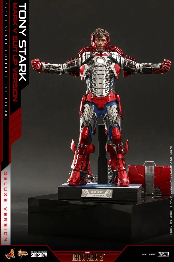 Hot Toys Iron Man 2 Tony Stark (Mark V Suit Up Version) Deluxe Sixth Scale Figure