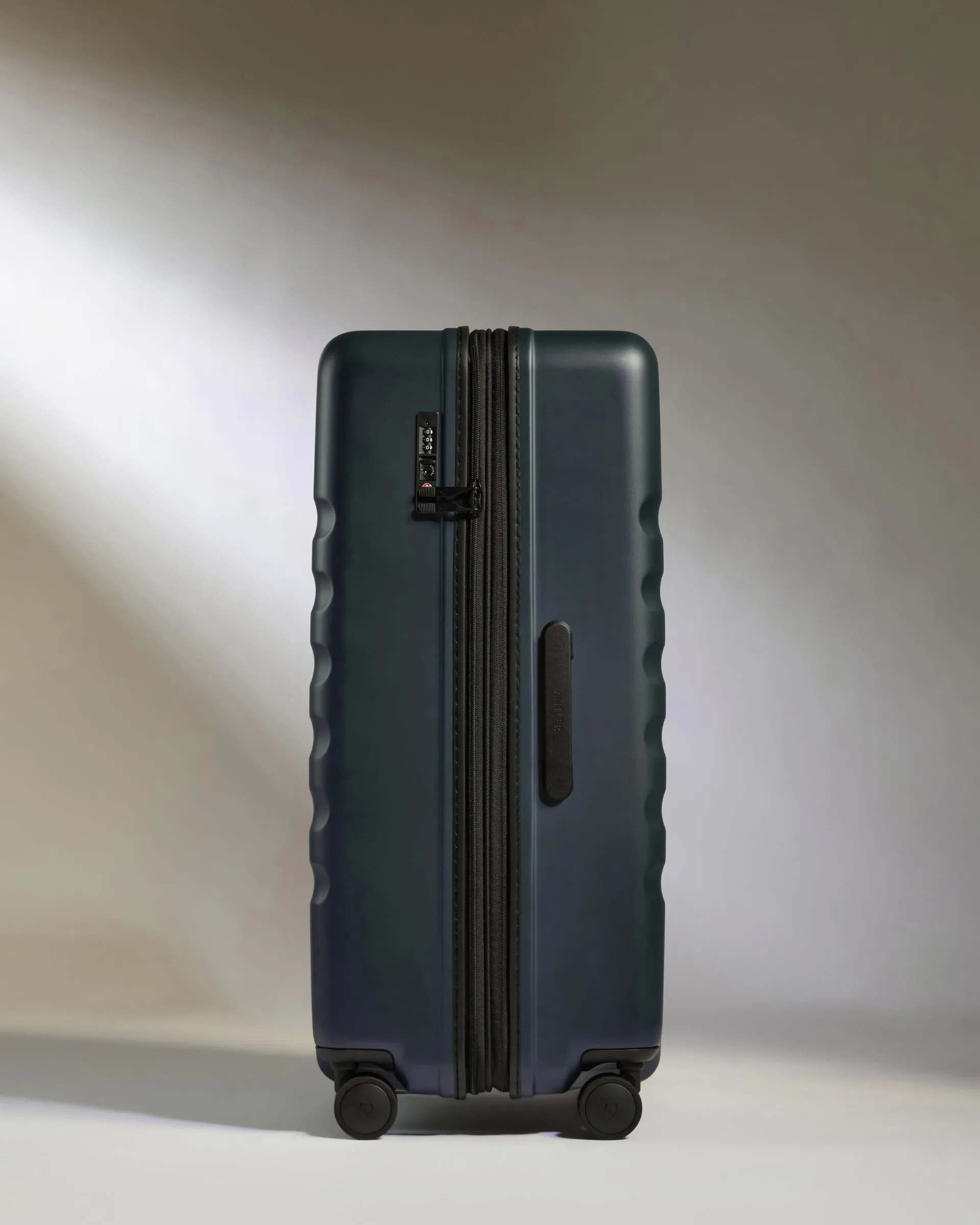 Large Suitcase in Indigo Blue - Icon Stripe