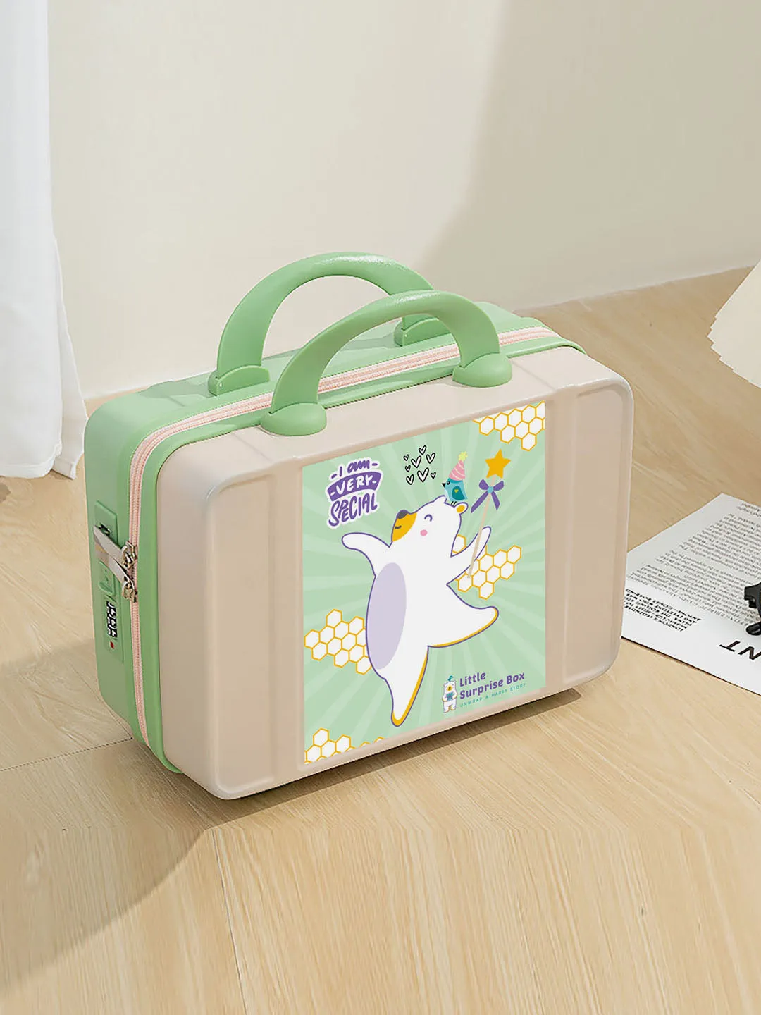 Little Surprise Box 21 Pcs Baby Newborn Baby Girl/ Boy All Season Wear Gift Hamper With Suitcase