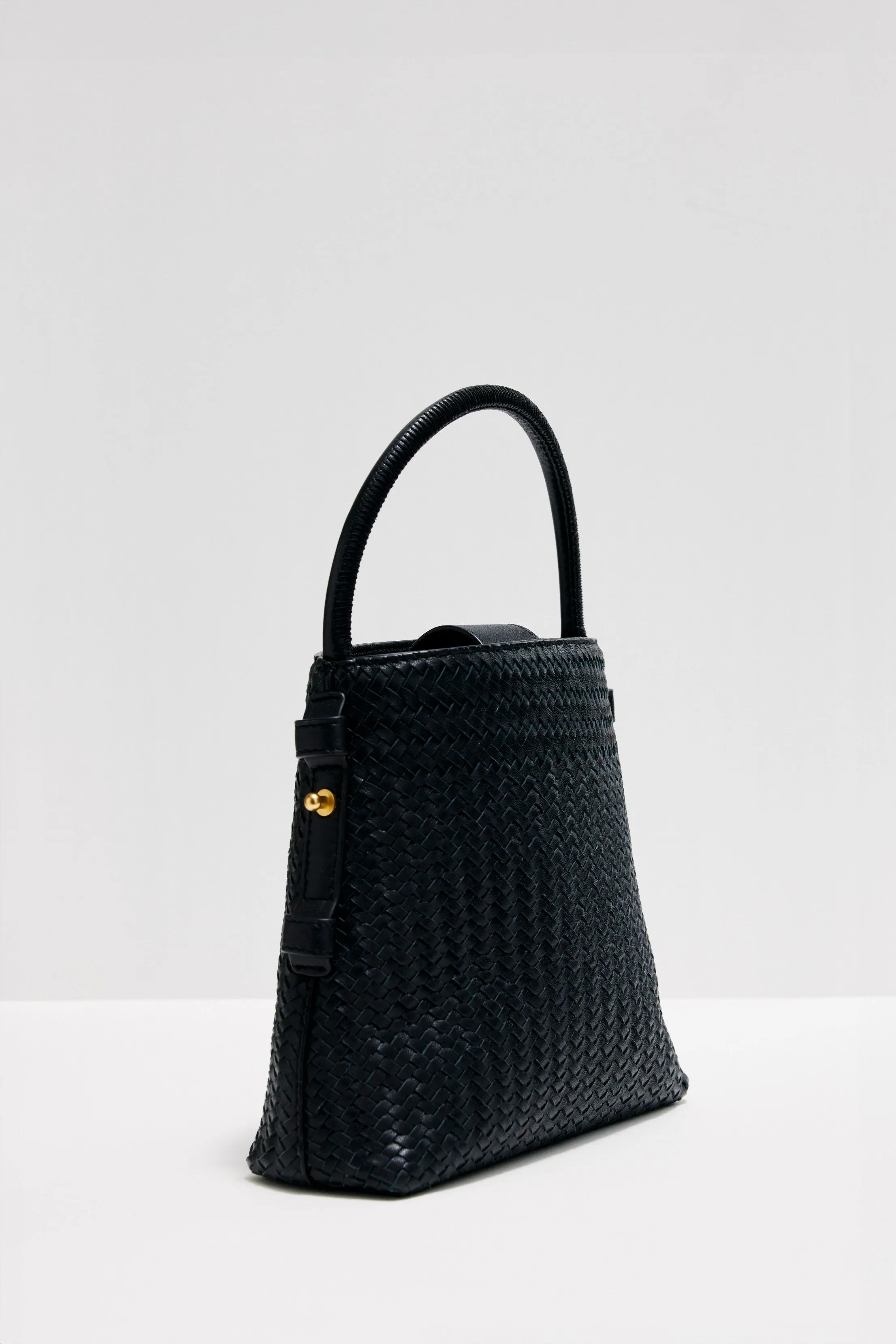 Luna Woven Bucket Bag