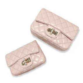 Pink Pearl Closure Quilted Purse