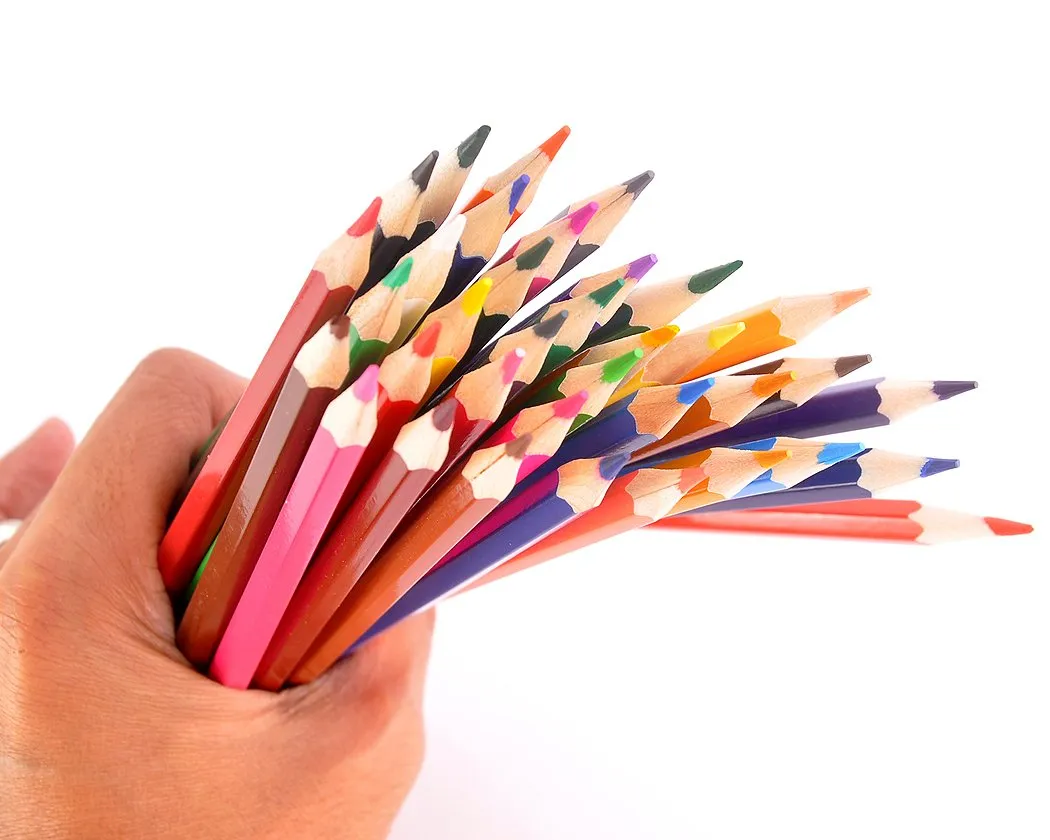 Set of 36 Assorted Colors Drawing Pencils with Sharpener and Case