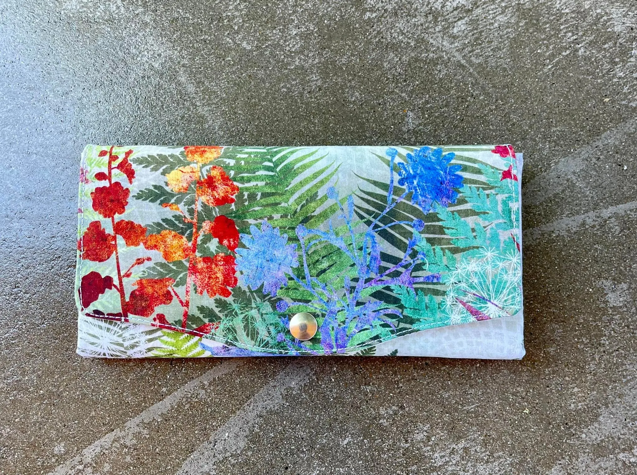 Slim Large Wallet - Light Weight - FernTastic Fabric